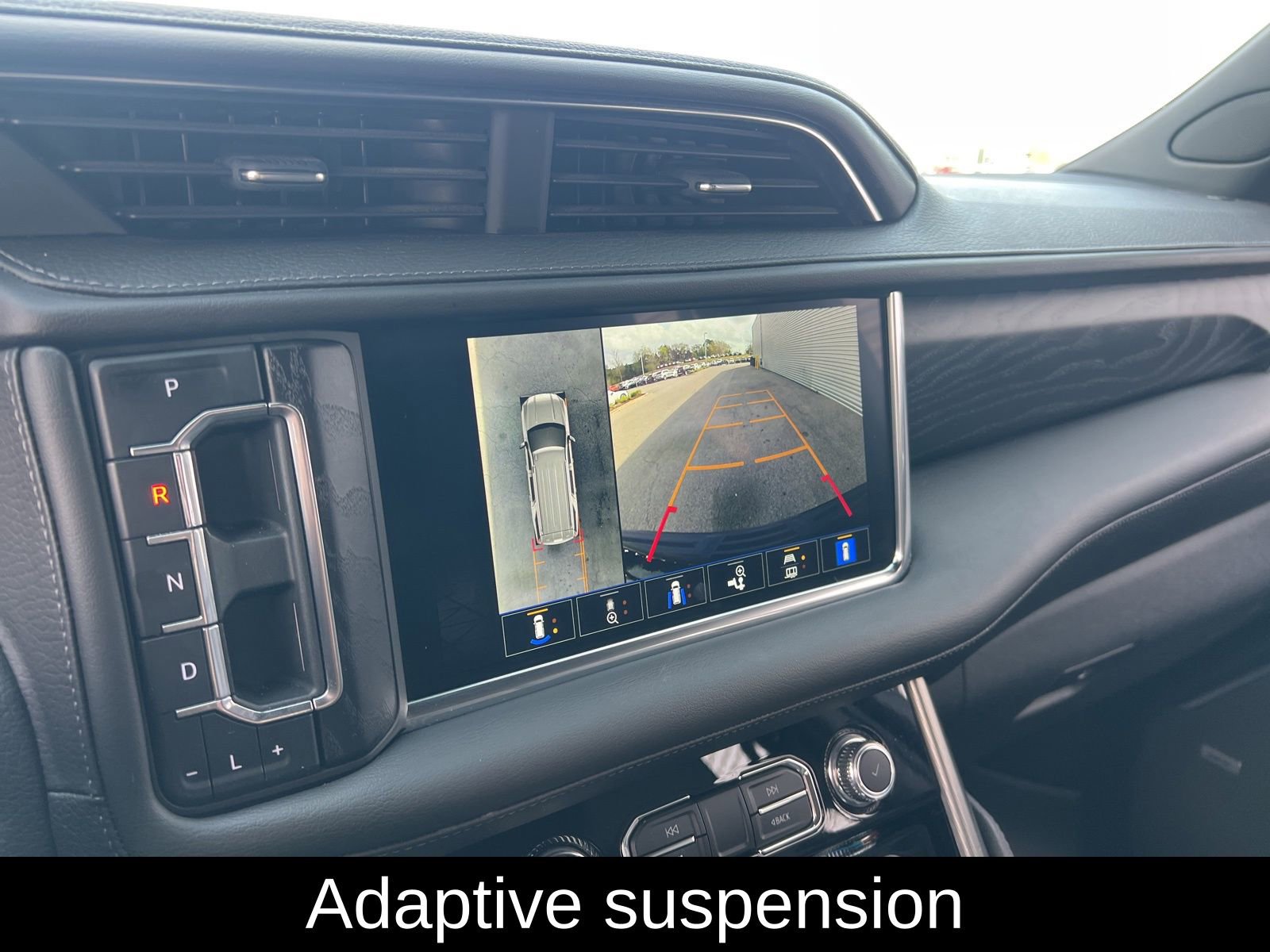 Used 2022 GMC Yukon Denali image 16