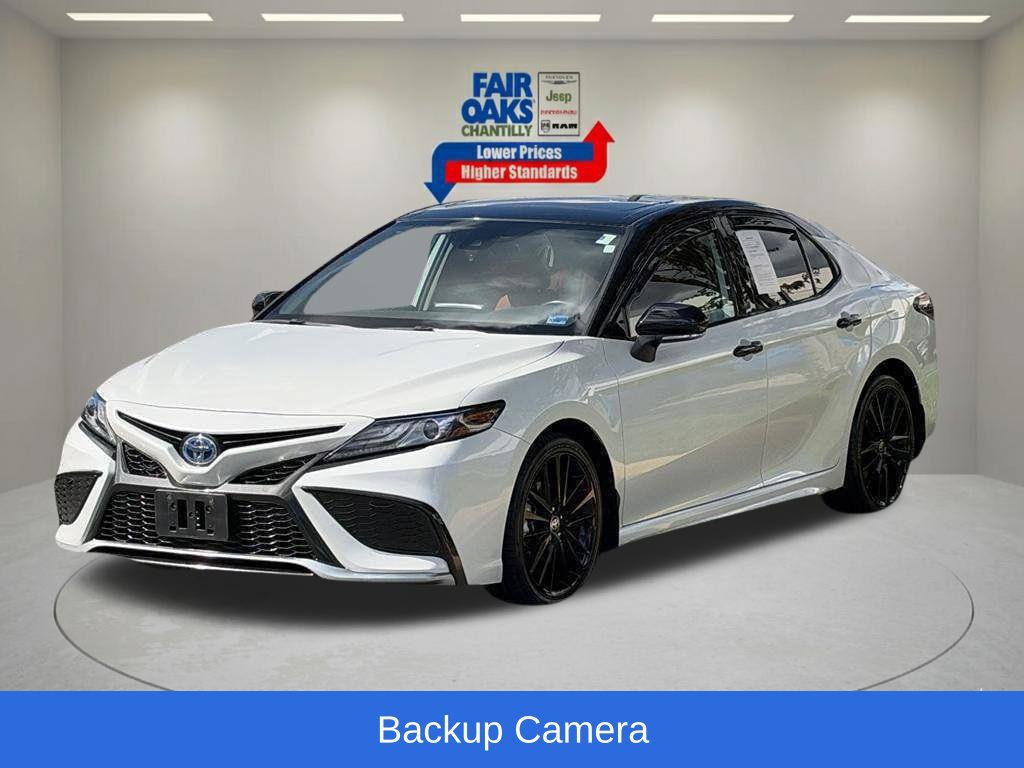 Used 2024 Toyota Camry XSE w/ Cold Weather Package FWD image 3