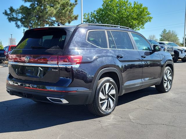 Used 2024 Volkswagen Atlas SE AWD/4WD image 3
