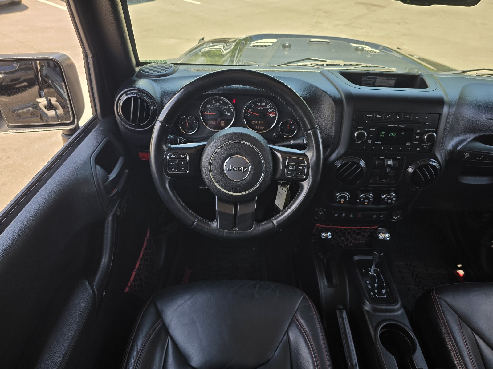 Used 2017 Jeep Wrangler Unlimited Rubicon AWD/4WD image 16