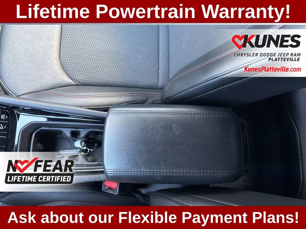 Used 2025 Jeep Compass Trailhawk image 24