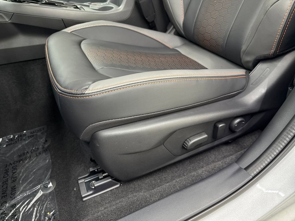 New 2025 Subaru Crosstrek 2.5i Limited image 12