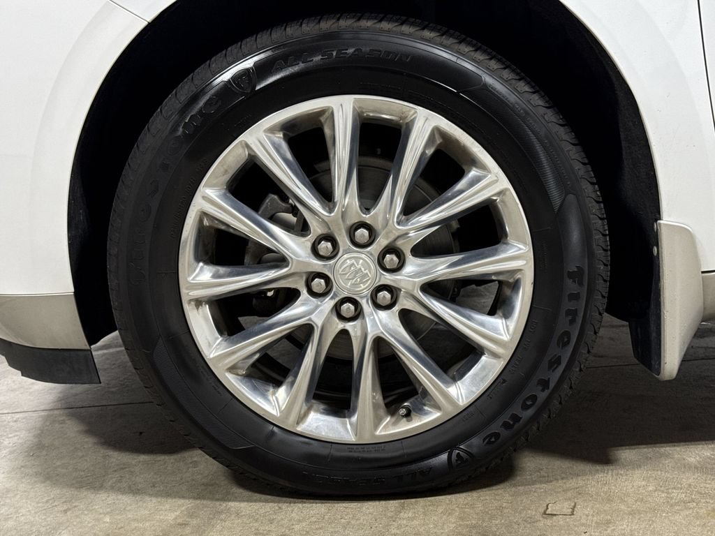 Used 2020 Buick Enclave Premium w/ Sun and Sites Package AWD/4WD image 29