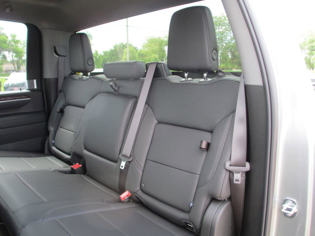 New 2026 GMC Sierra 2500 SLT AWD/4WD image 12