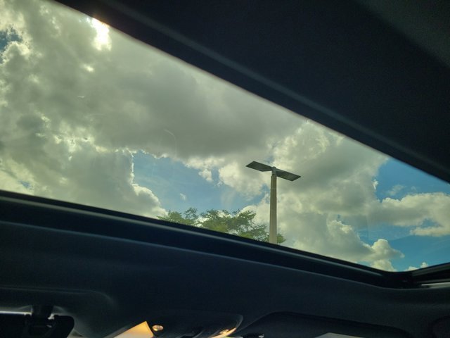 Used 2022 INFINITI QX55 Luxe w/ Cargo Package image 17