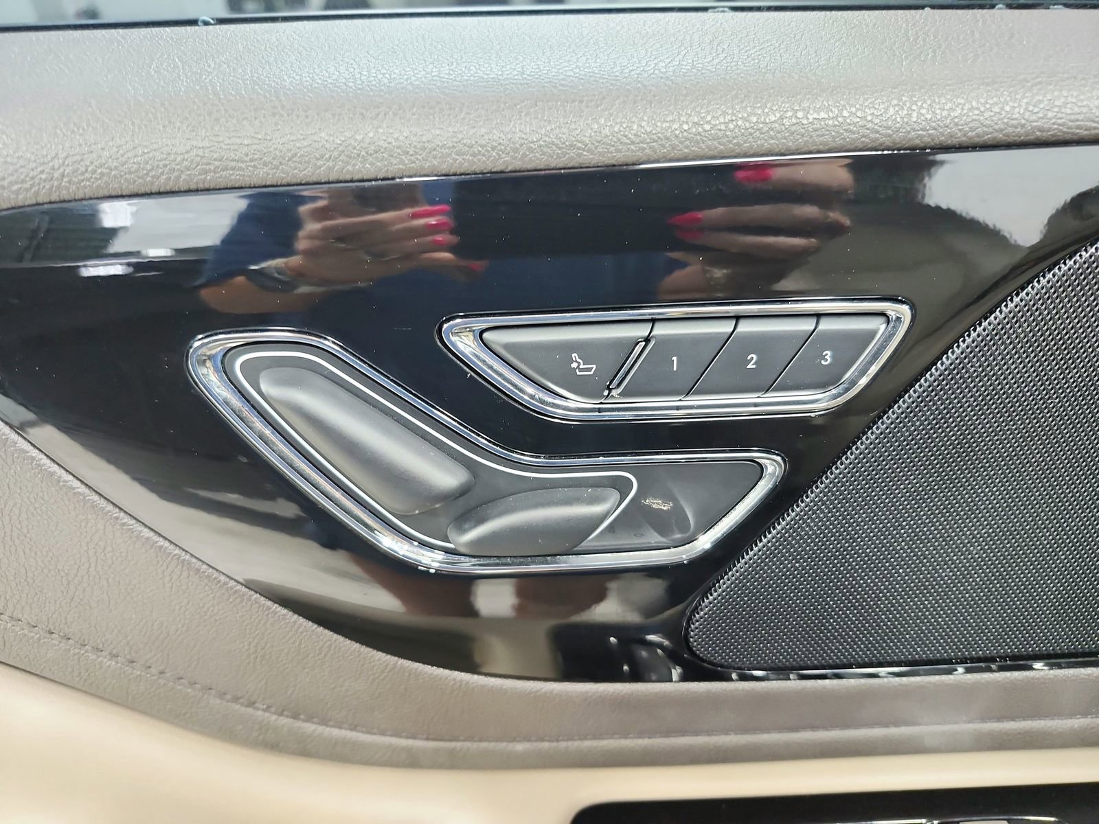 Used 2023 Lincoln Aviator Reserve w/ Elements Package Plus image 20