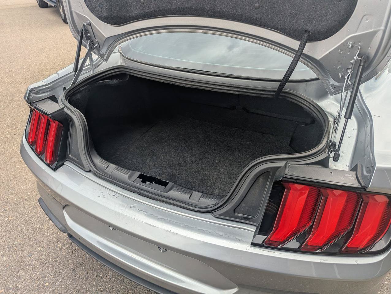 Used 2021 Ford Mustang Premium RWD image 25
