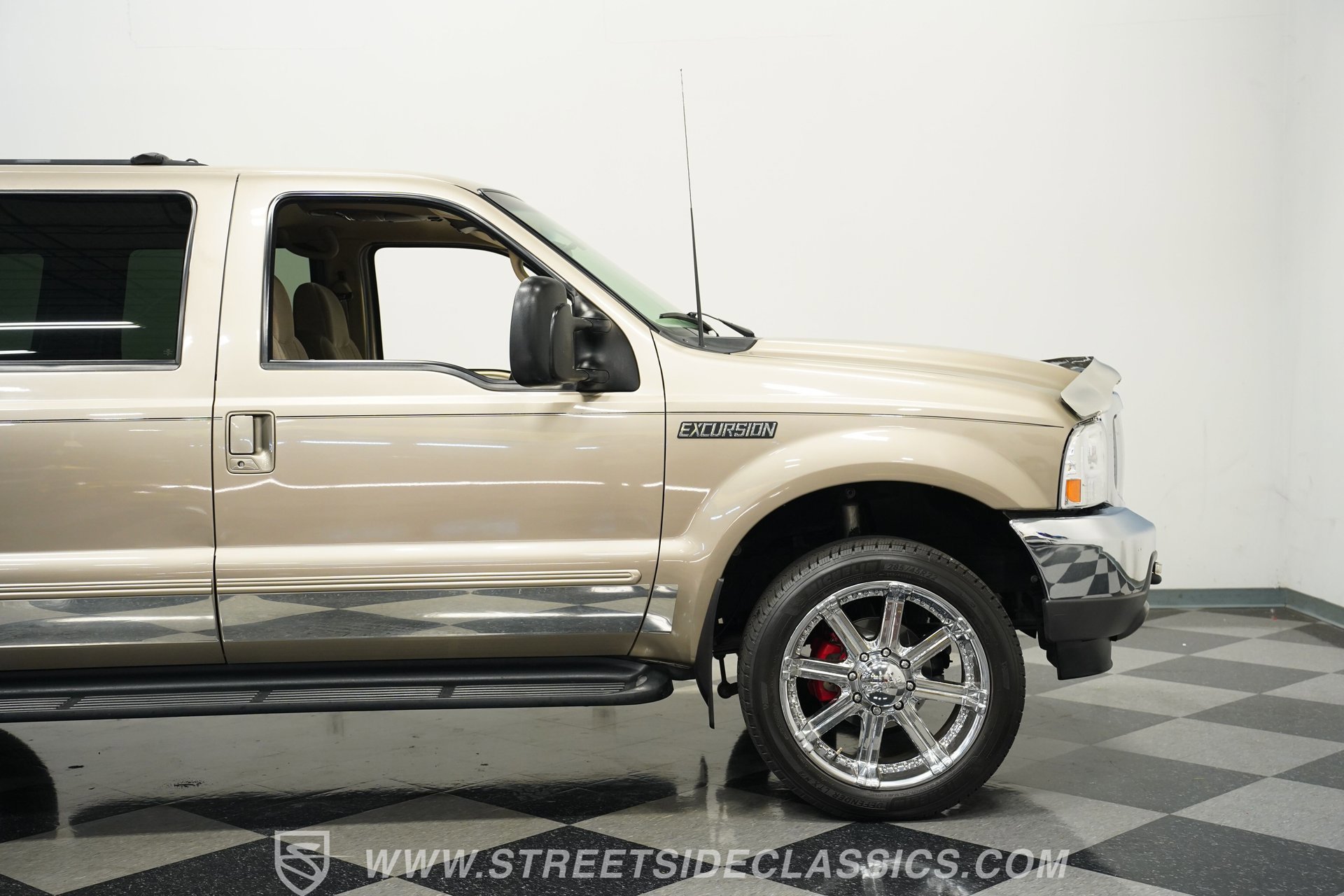 Used 2000 Ford Excursion XLT image 29