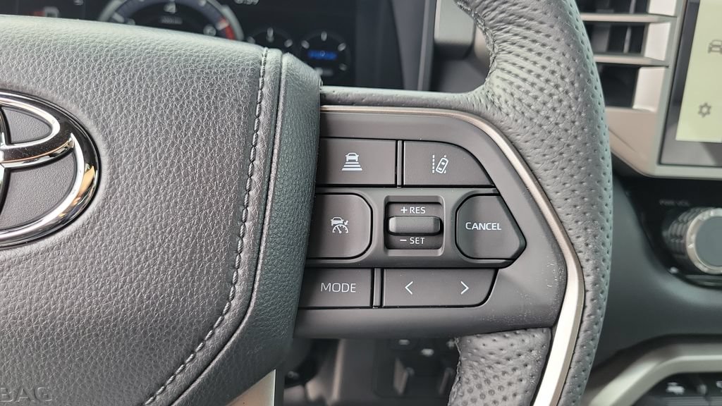New 2026 Toyota Tundra Limited AWD/4WD image 21