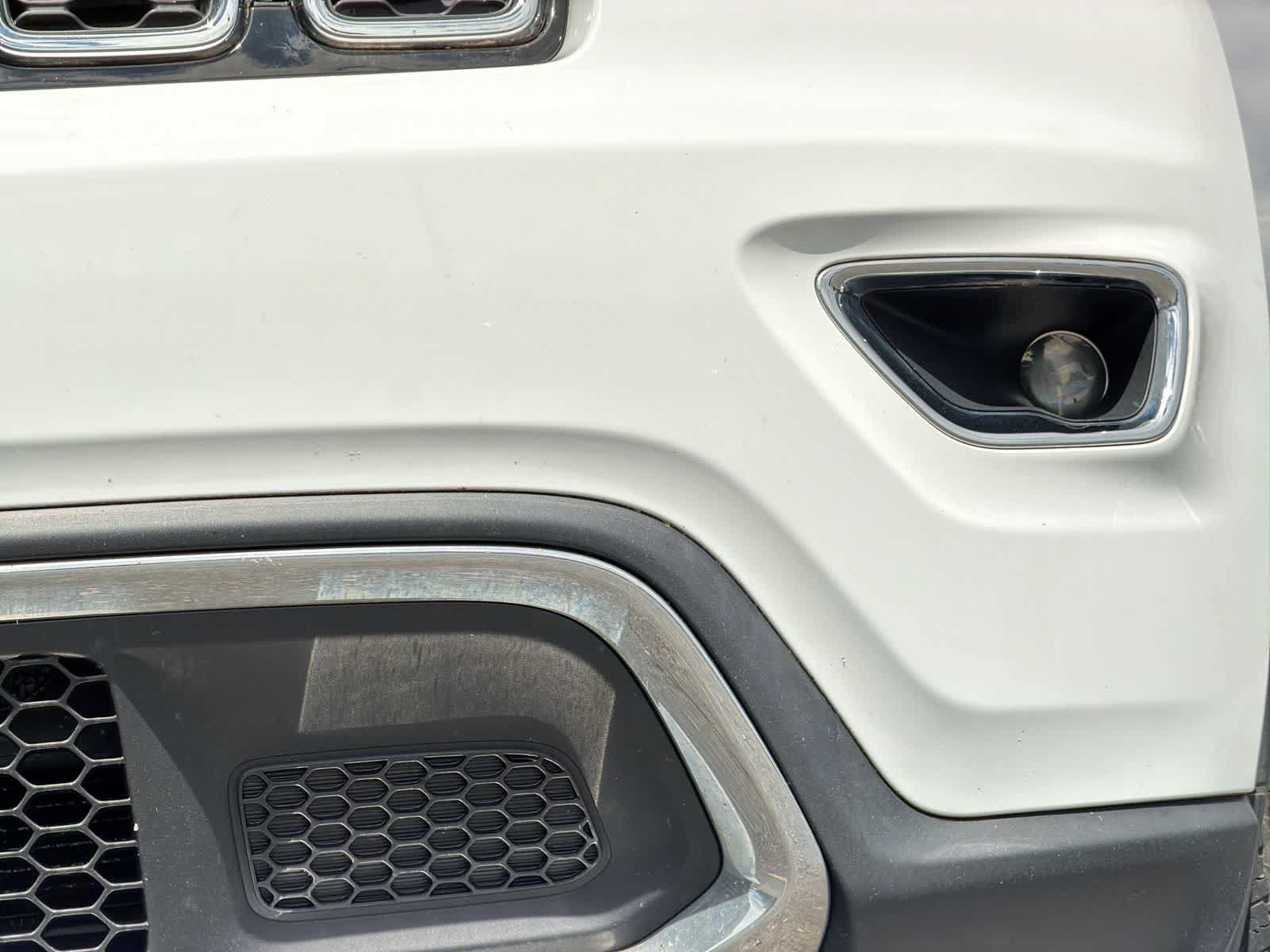 Used 2020 Jeep Grand Cherokee Limited AWD/4WD image 11