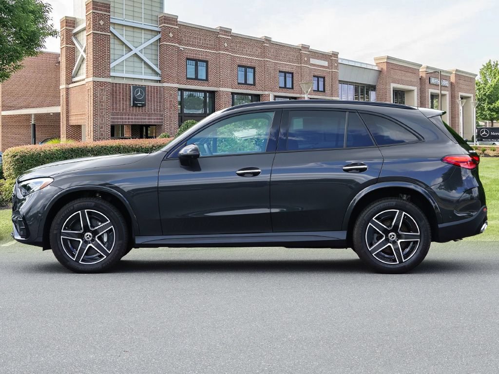 Certified 2025 Mercedes-Benz GLC 300 4MATIC image 8