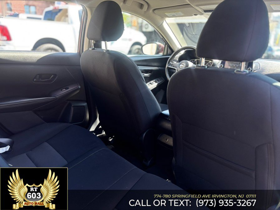 Used 2024 Nissan Sentra SV w/ All-Weather Package FWD image 10