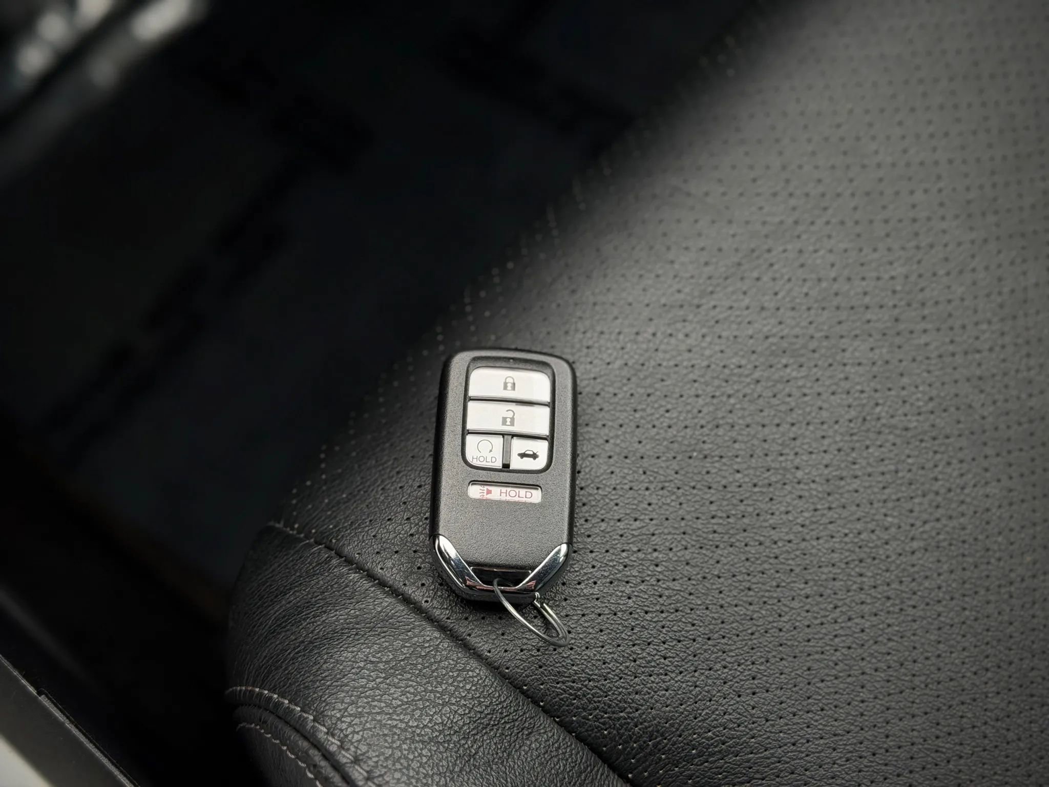 Used 2017 Honda Accord EX-L image 18