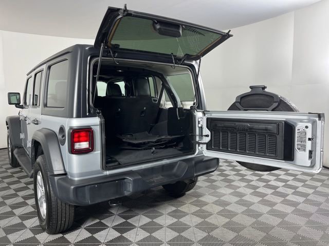 Used 2023 Jeep Wrangler Sport S image 41