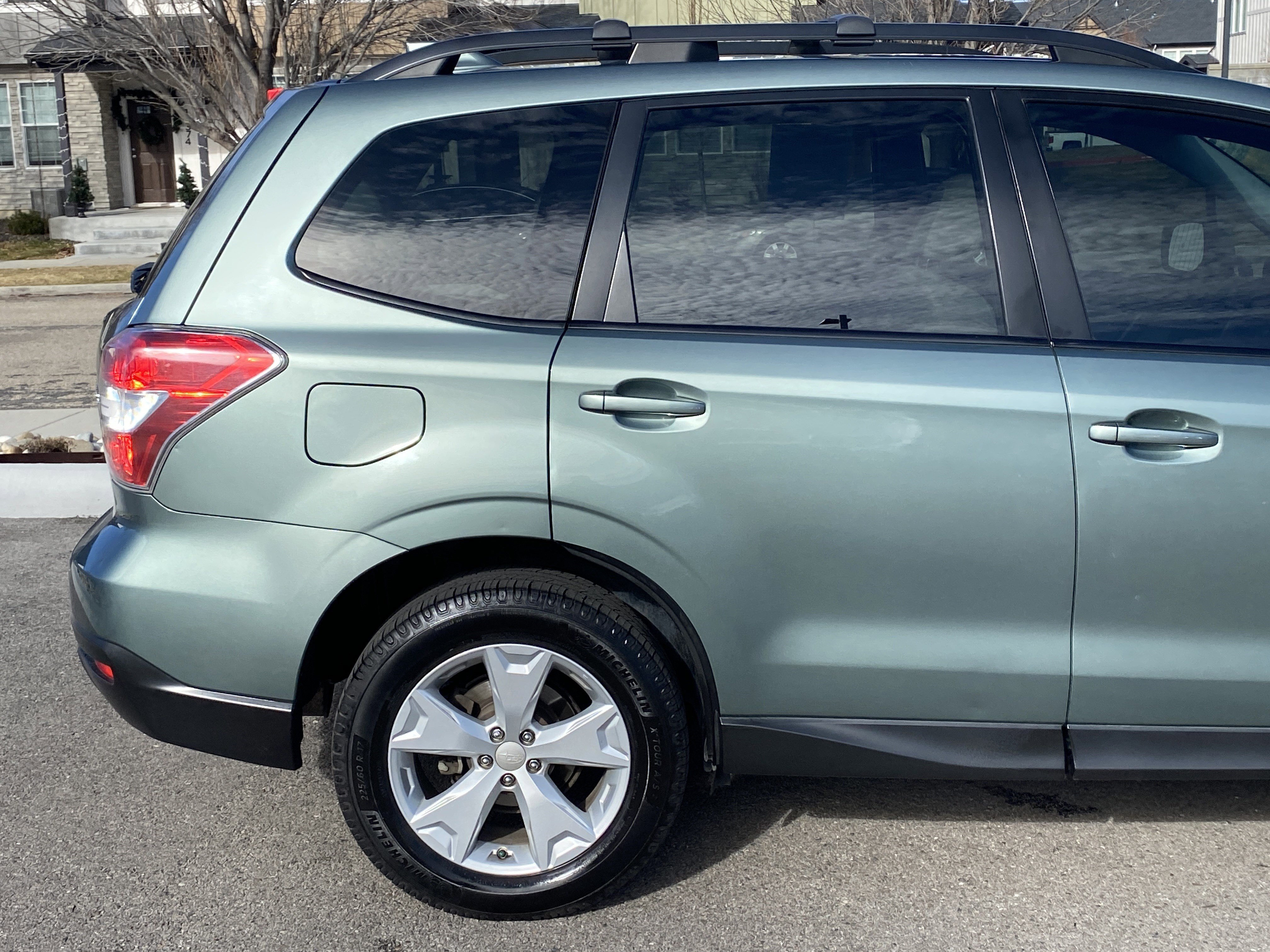 Used 2016 Subaru Forester 2.5i Premium w/ All-Weather Package image 6