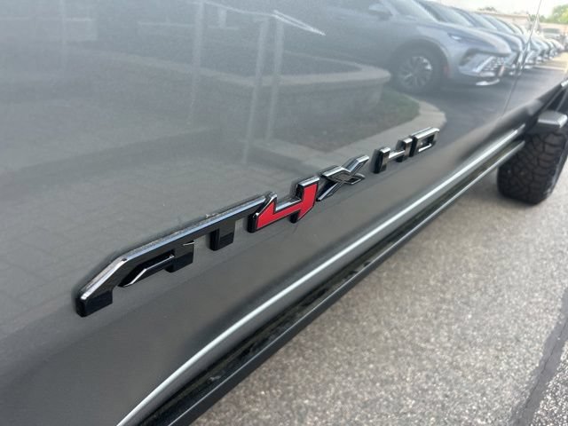 New 2026 GMC Sierra 2500 AT4X w/ LPO, Black Badging Package AWD/4WD image 9