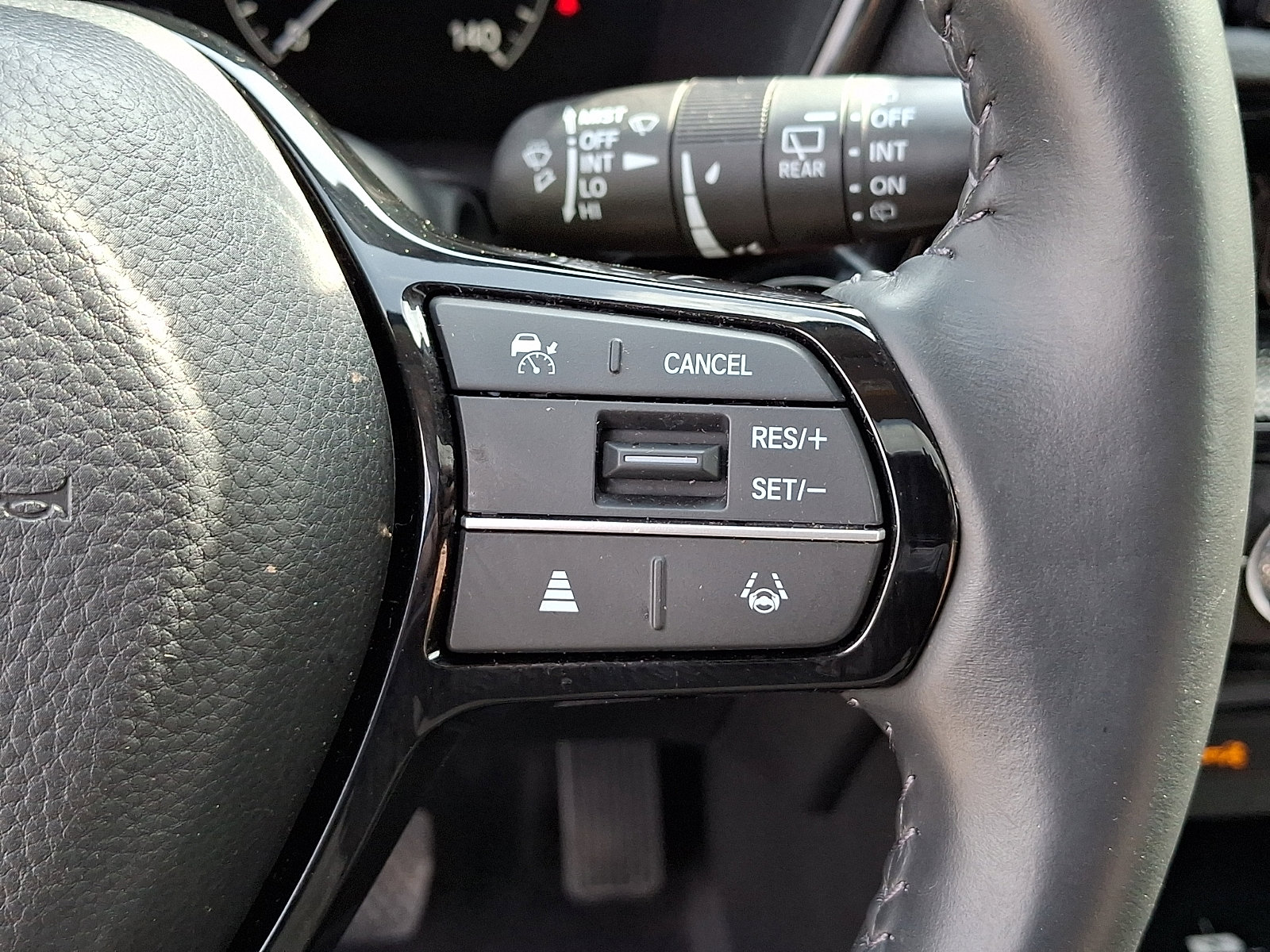 Used 2023 Honda CR-V EX-L image 23