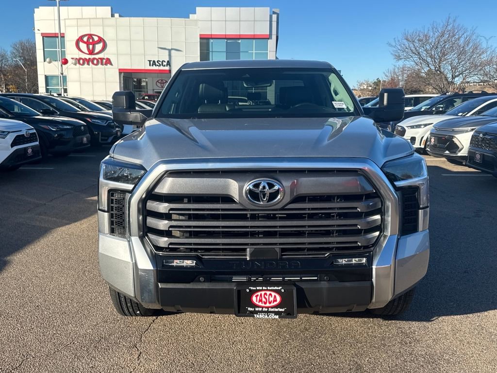 Used 2023 Toyota Tundra Limited image 2