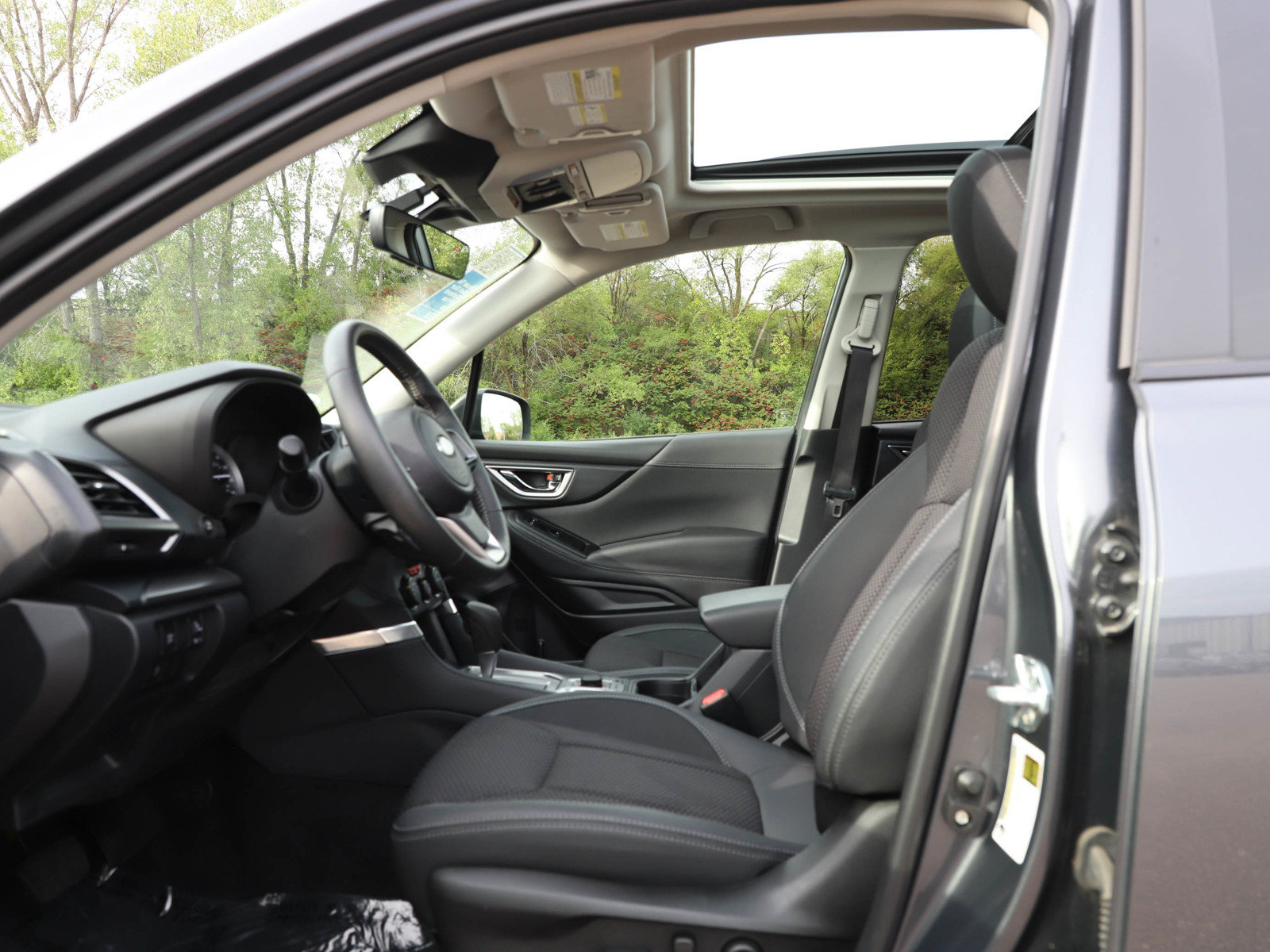 Used 2024 Subaru Forester Premium AWD/4WD image 22