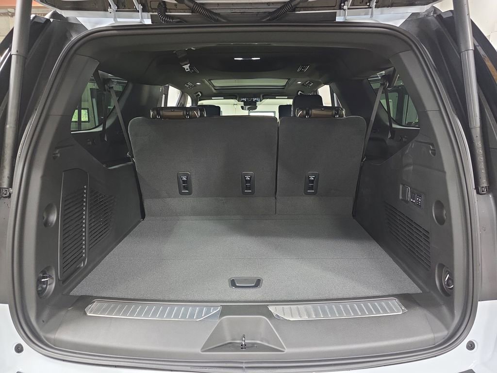 New 2026 GMC Yukon XL Denali Ultimate AWD/4WD image 13