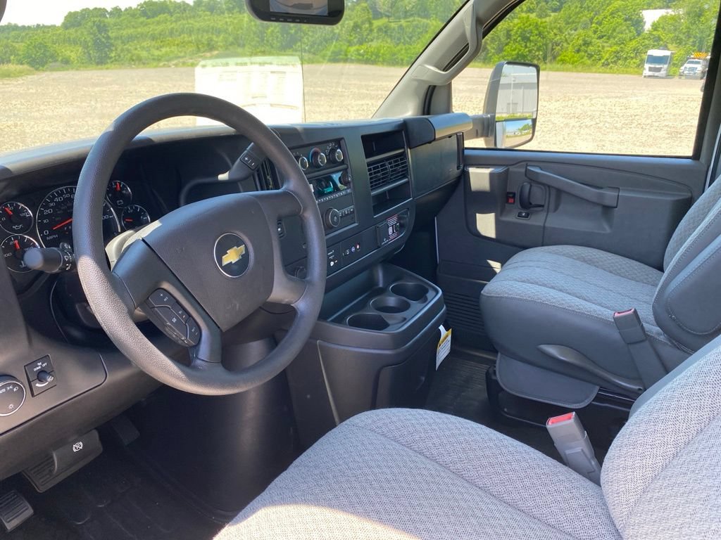 New 2026 Chevrolet Express 3500 w/ Power Convenience Package RWD image 14