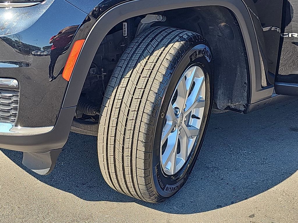 Used 2023 Jeep Grand Cherokee L Limited image 37