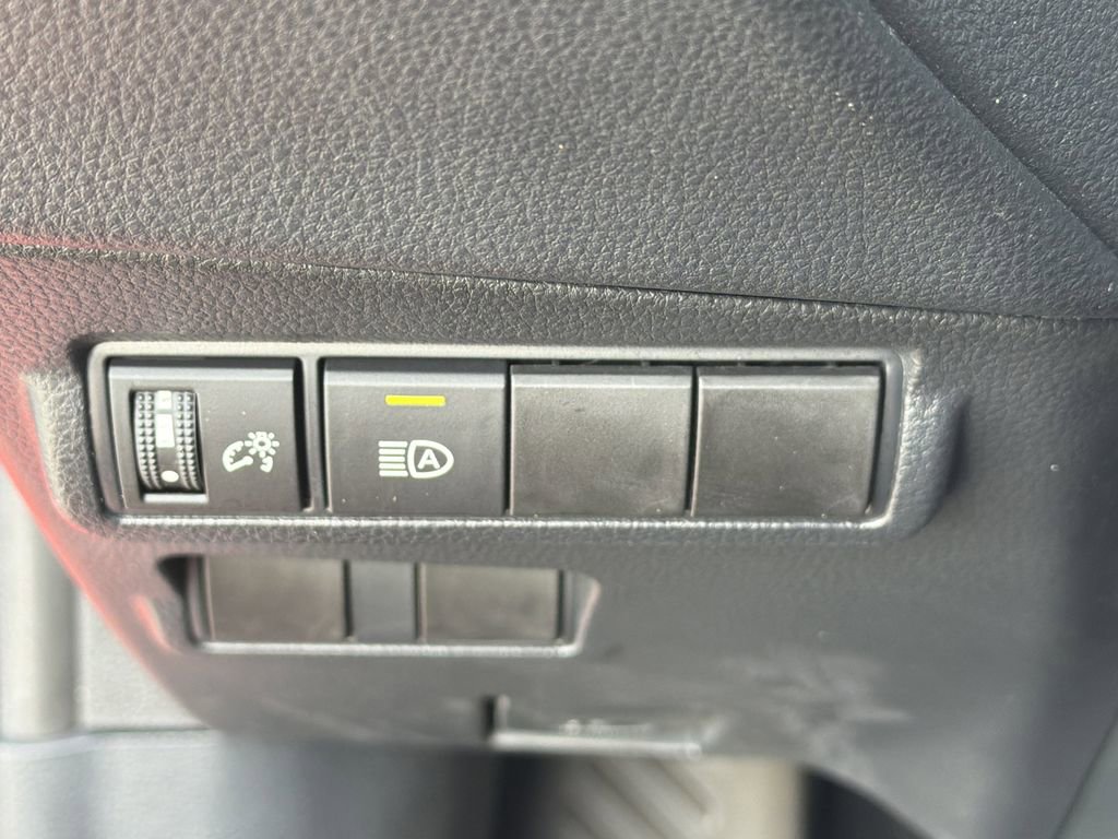 Used 2023 Toyota Corolla Cross LE FWD image 26