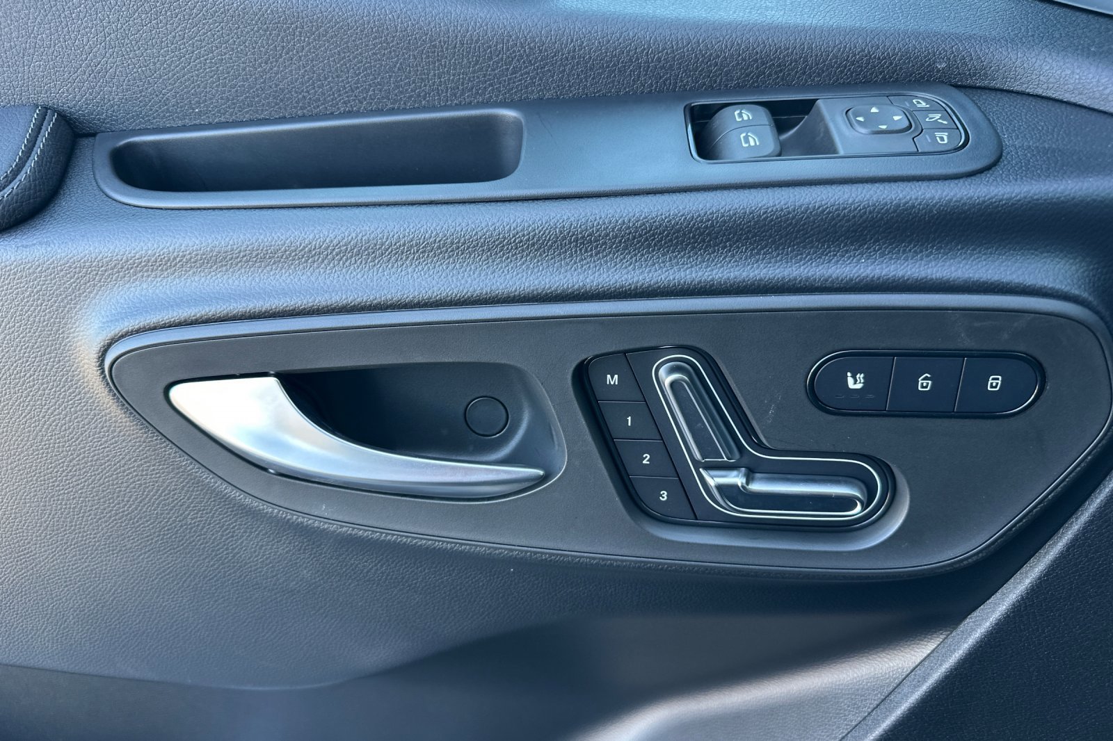 New 2025 Mercedes-Benz Sprinter 2500 image 11