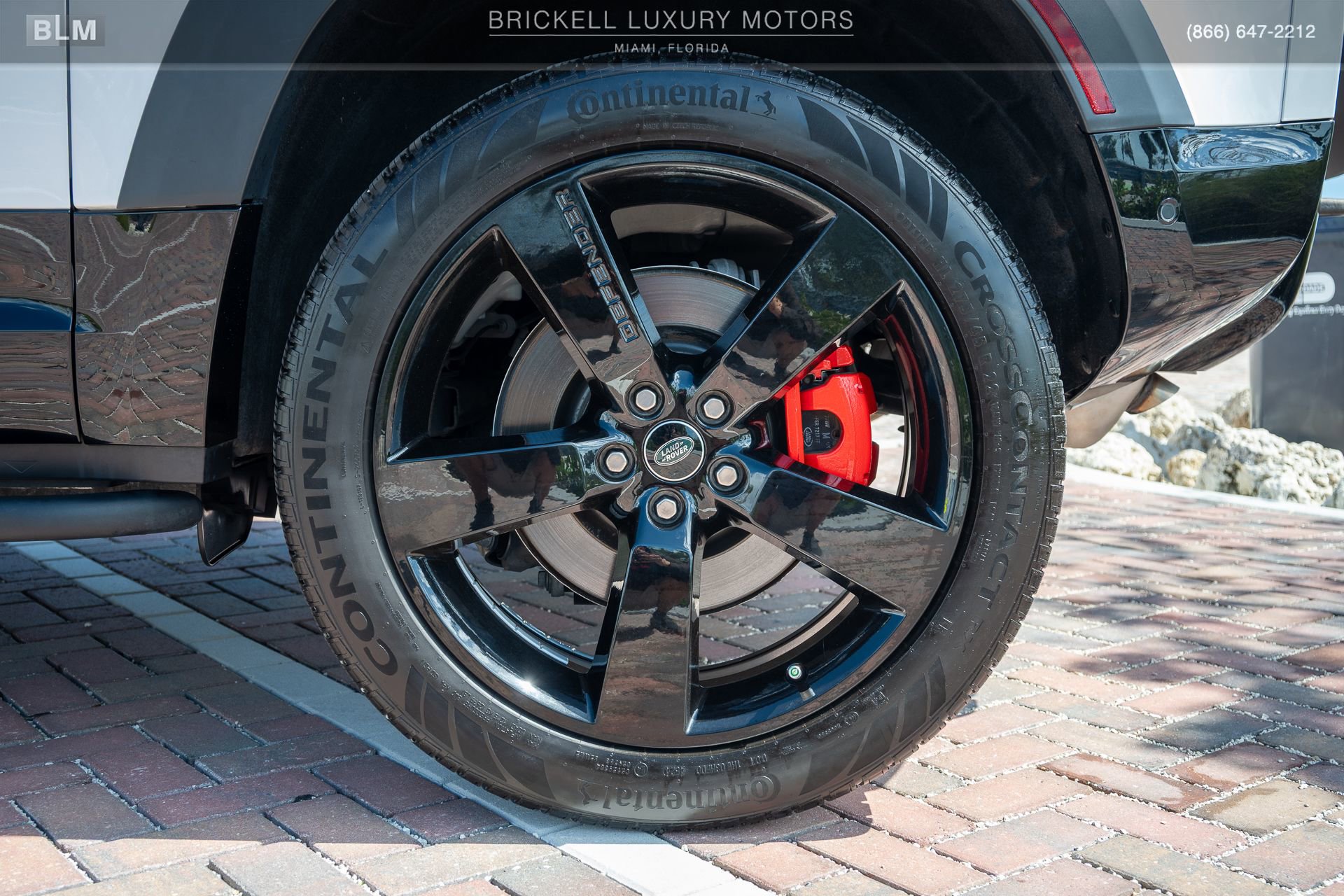 Used 2022 Land Rover Defender 90 X-Dynamic HSE image 37