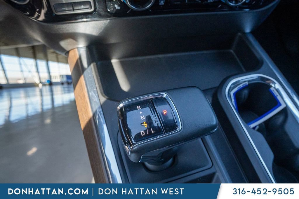 Used 2023 Chevrolet Silverado 1500 High Country w/ Z71 Off-Road Package image 10