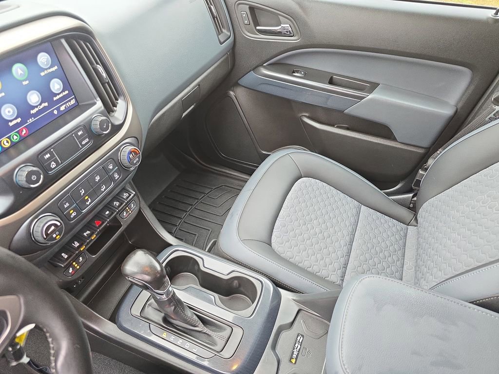 Used 2022 Chevrolet Colorado Z71 w/ Safety Package image 26