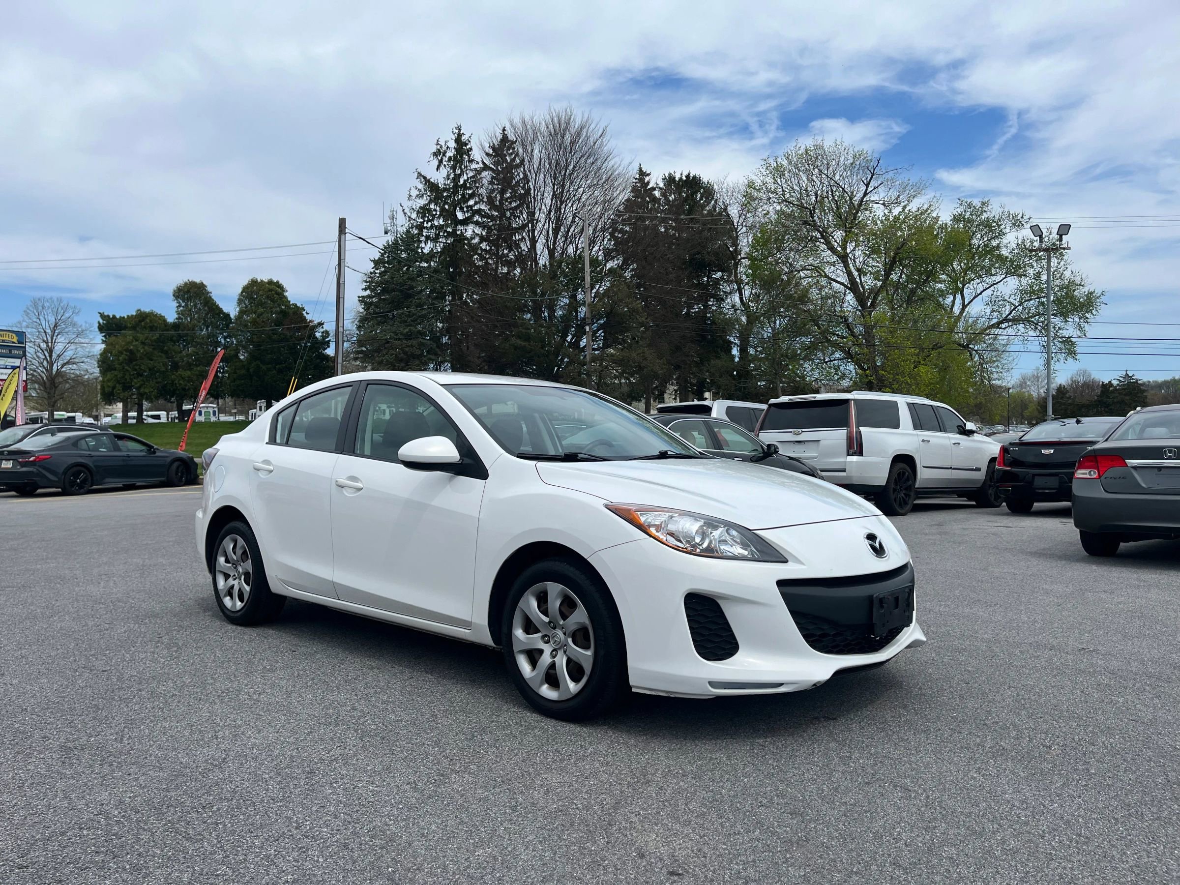 Used 2013 MAZDA MAZDA3 i SV image 26