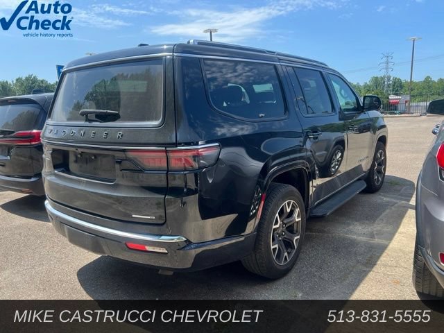 Used 2024 Jeep Wagoneer Series III AWD/4WD image 3