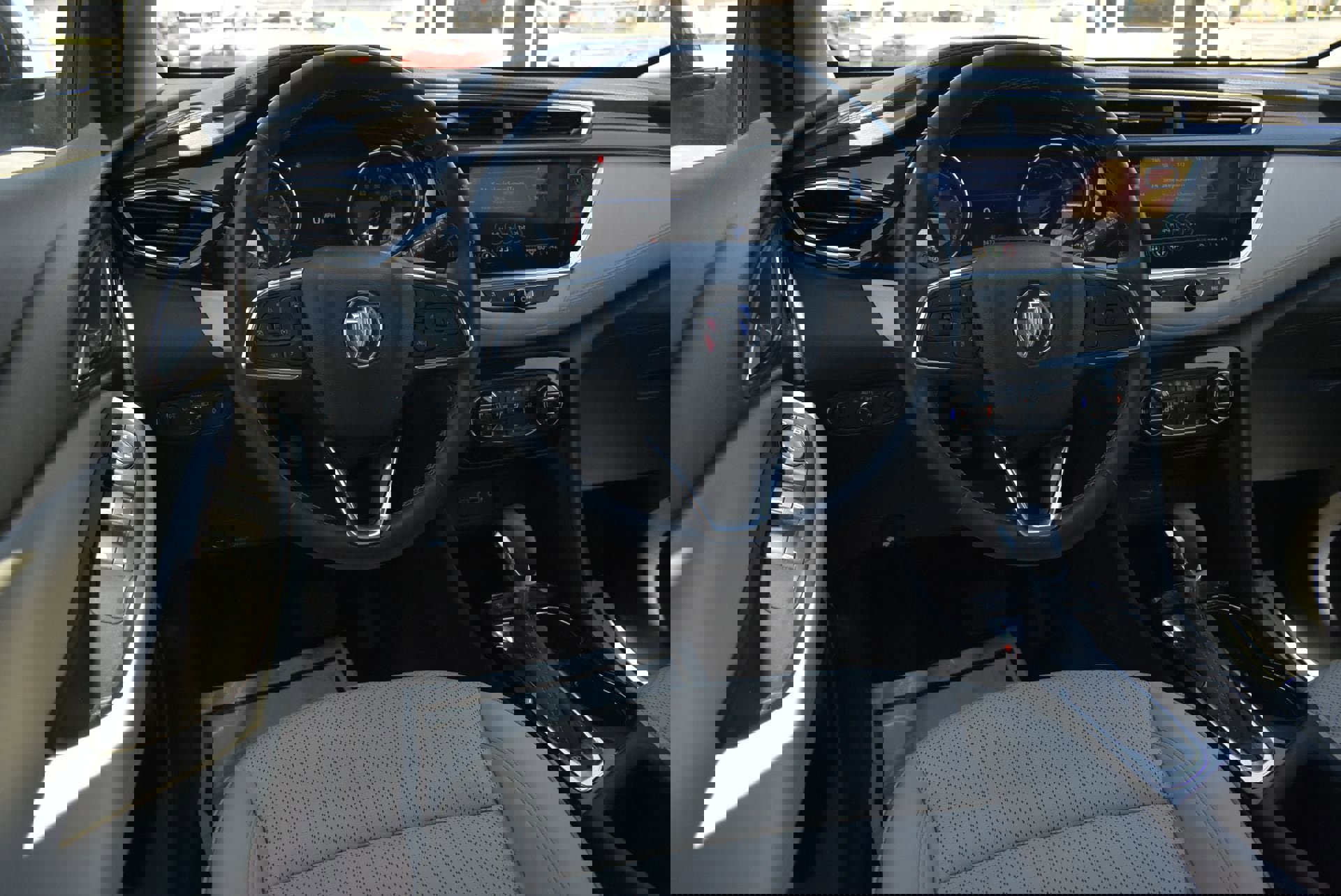 Used 2023 Buick Encore GX Essence w/ Experience Buick Package FWD image 18