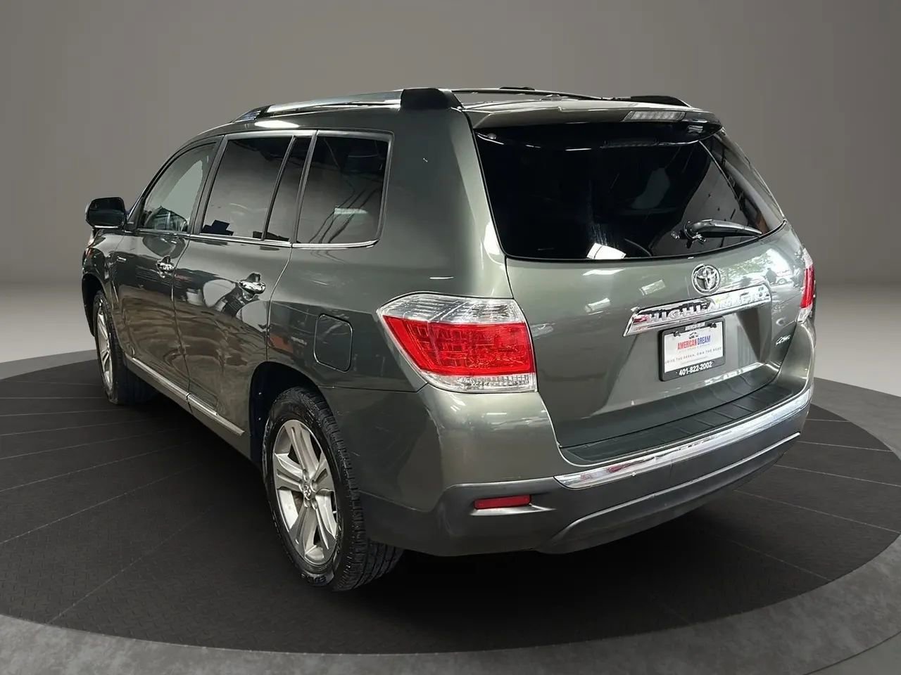 Used 2013 Toyota Highlander Limited image 3