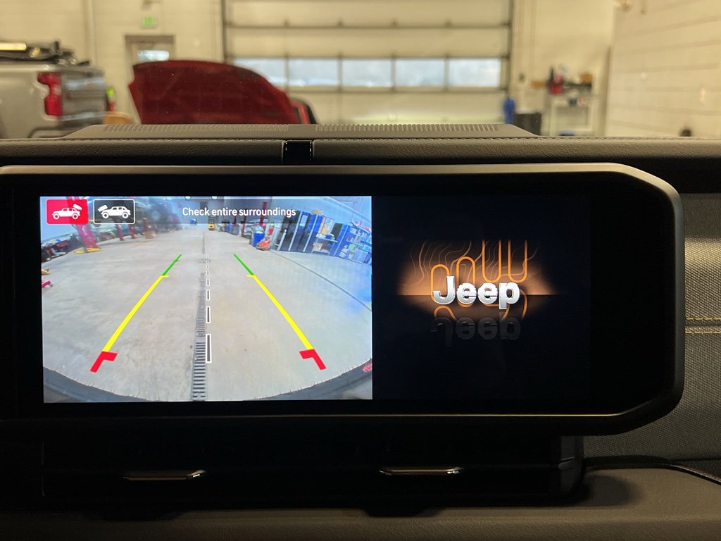 Used 2025 Jeep Wrangler Backcountry image 26