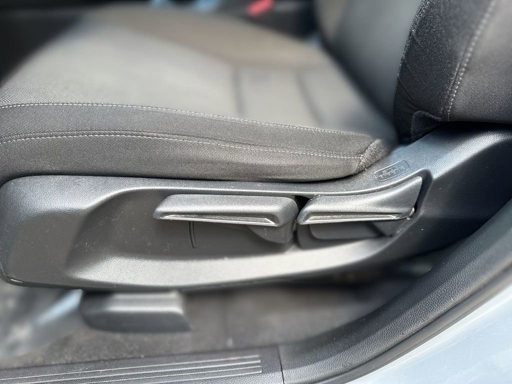 Used 2023 Honda CR-V LX image 14