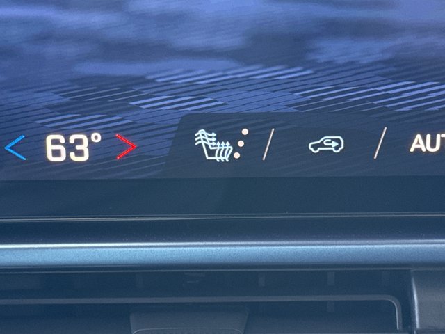 New 2026 Chevrolet Equinox EV LT FWD image 15