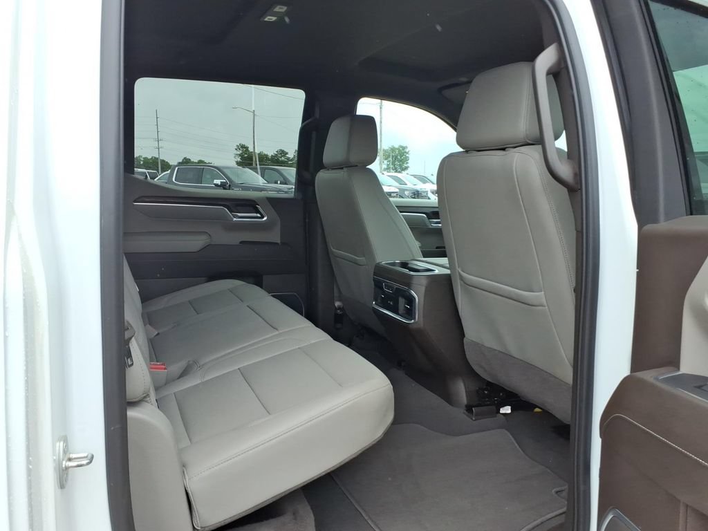 Used 2024 GMC Sierra 1500 SLT w/ SLT Premium Plus Package AWD/4WD image 13
