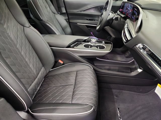 New 2026 Cadillac Lyriq V AWD/4WD image 28