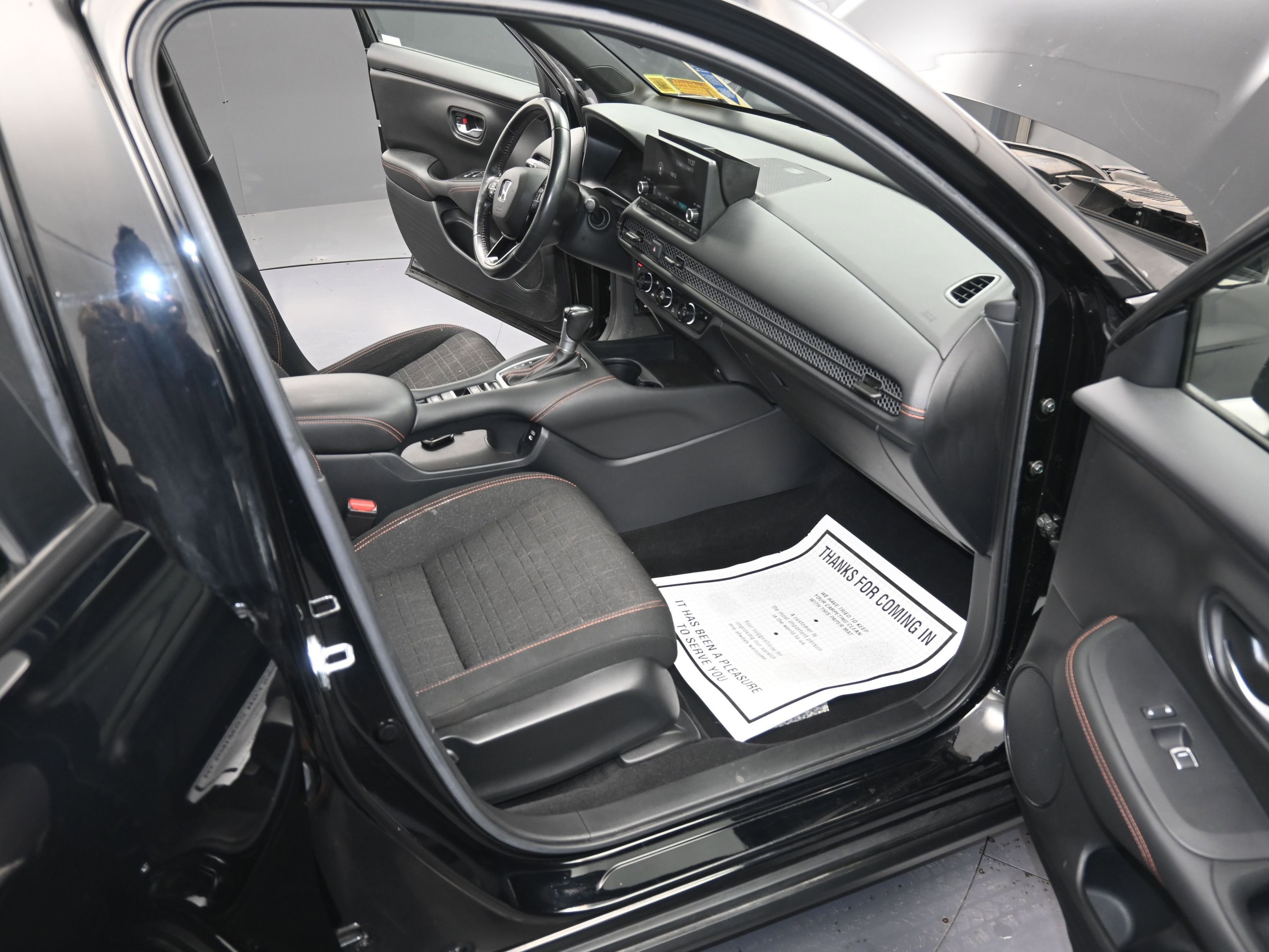 Used 2024 Honda HR-V Sport image 32