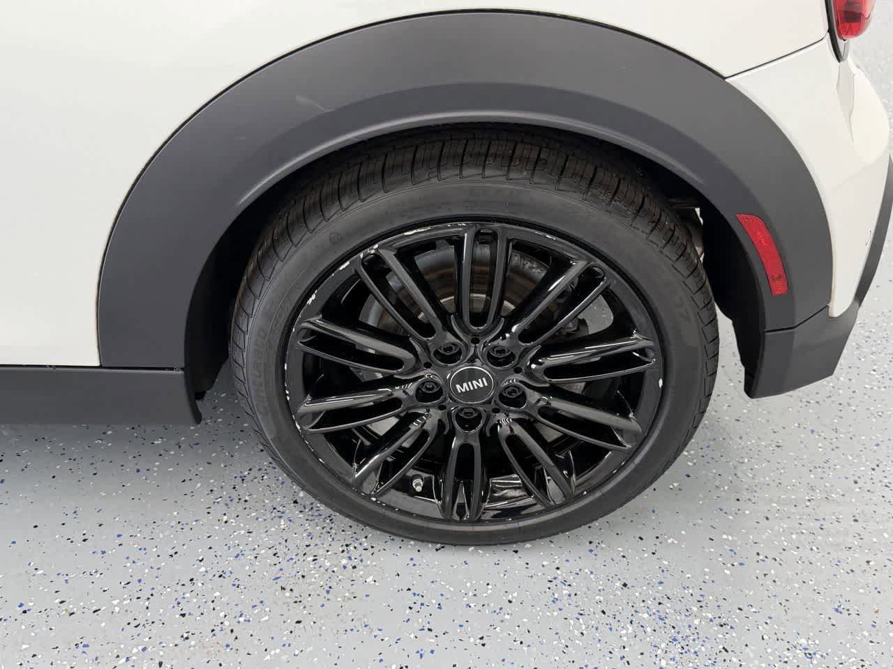 Used 2023 MINI Cooper S w/ Signature Upholstery Package image 25