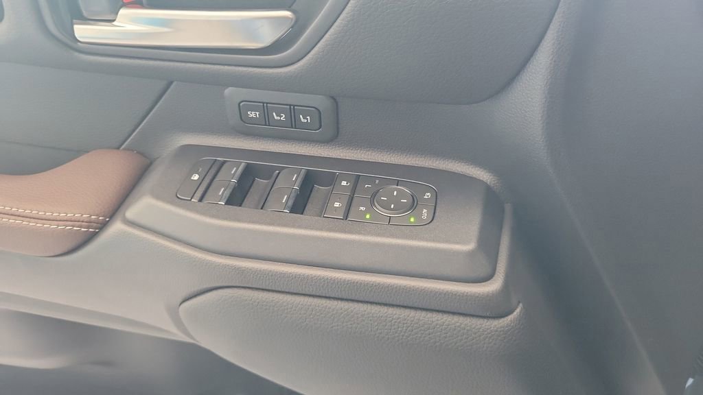 New 2026 Toyota Land Cruiser image 24