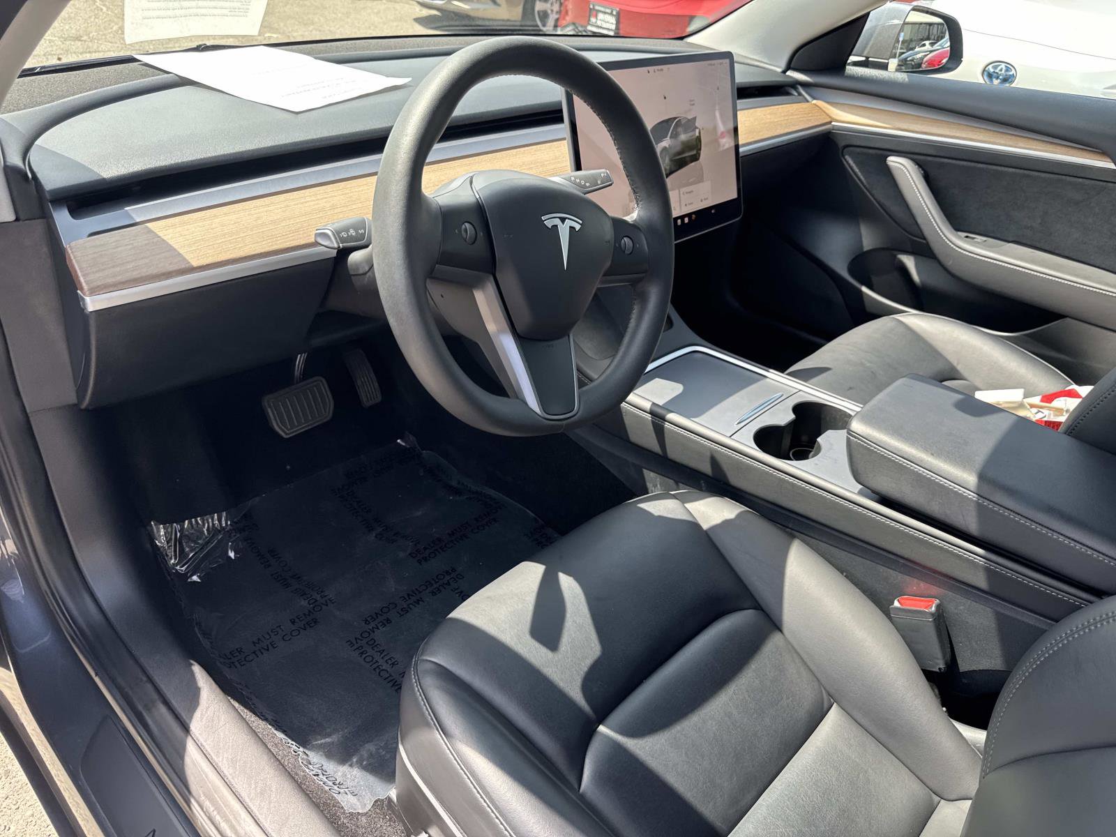 Used 2023 Tesla Model 3 Standard Range image 11