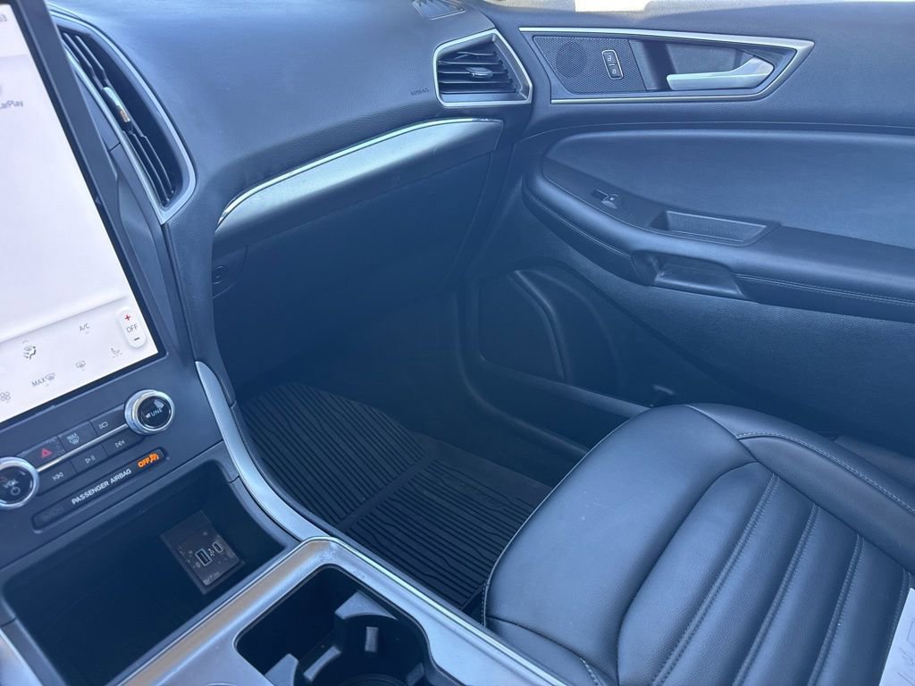 Used 2022 Ford Edge SEL w/ Convenience Package image 39