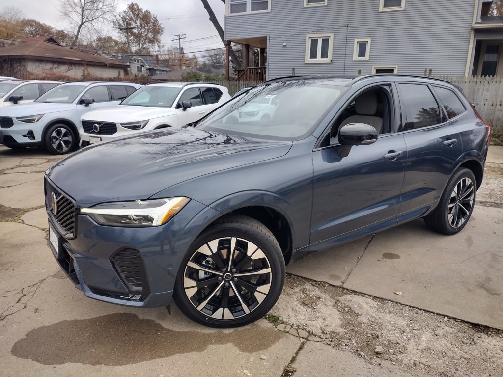 New 2026 Volvo XC60 B5 Plus w/ Protection Package Premier image 2