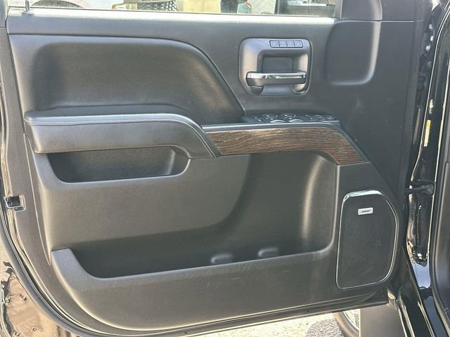 Used 2017 GMC Sierra 2500 Denali w/ Duramax Plus Package image 19