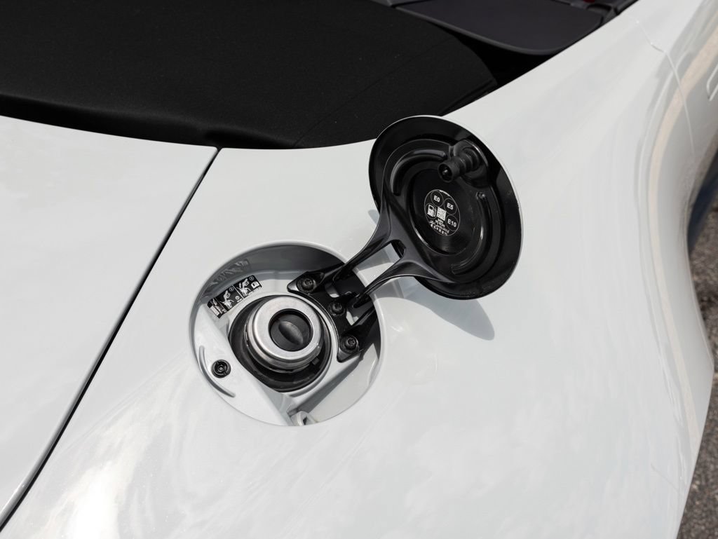 New 2026 Aston Martin V8 Vantage S RWD image 45