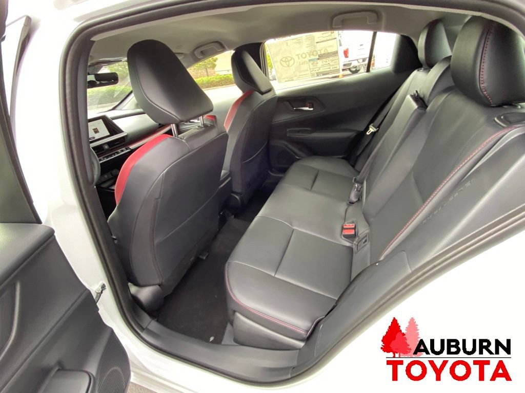 New 2027 Toyota Prius Plug-In Hybrid FWD image 21