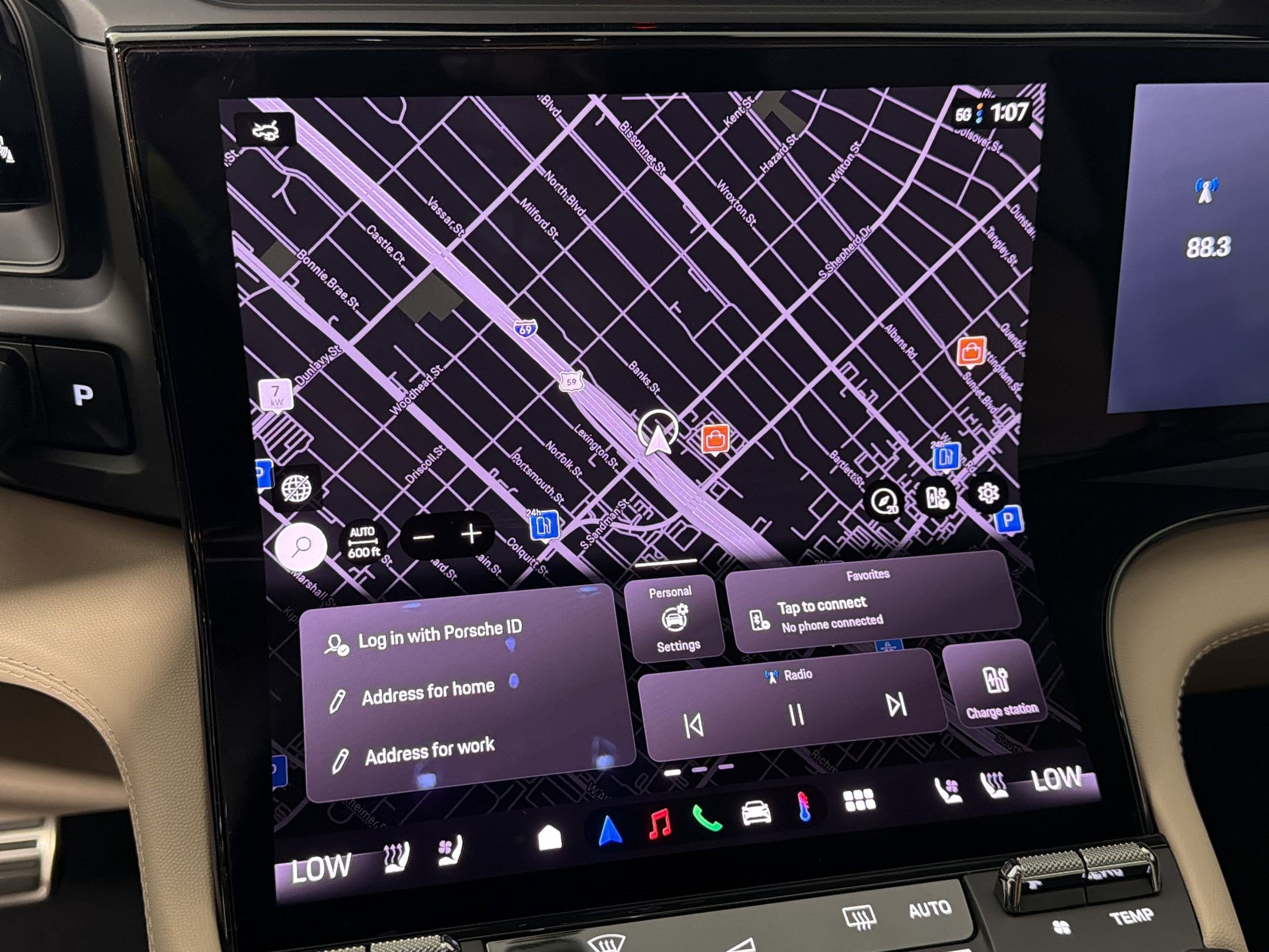 New 2026 Porsche Cayenne Electric AWD/4WD image 19